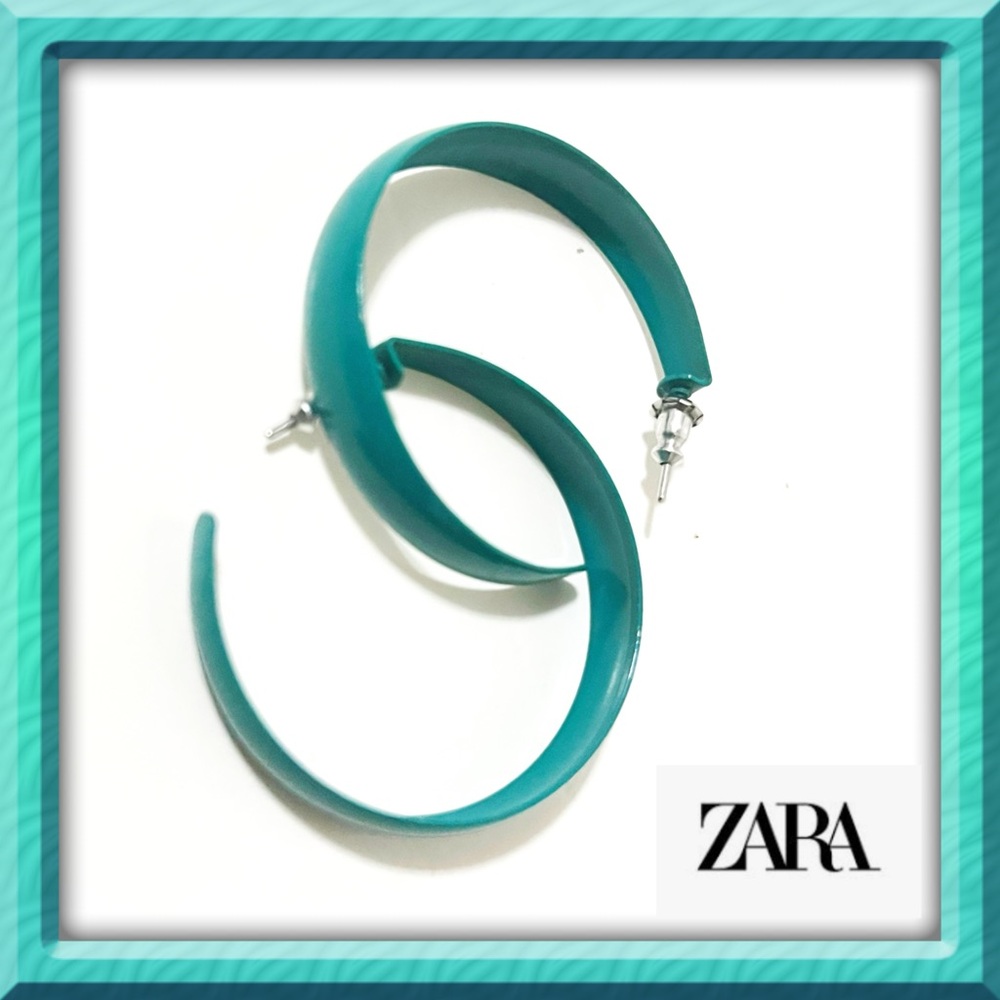 Round Earrings